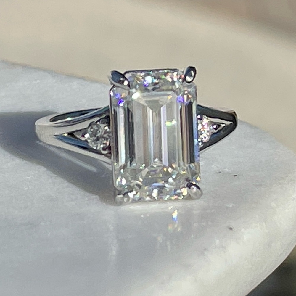 5ct D VVS1 Platinum Emerald cut Moissanite Ring - Picture 4 of 10